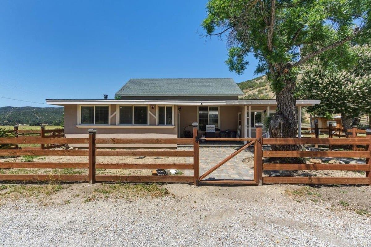 31341 Airline Highway - Photo 2