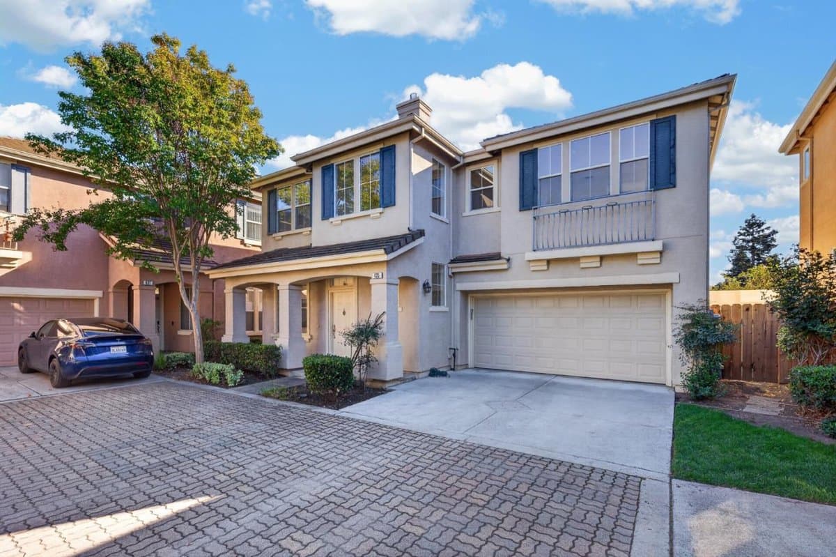 435 Nicholas Drive - Photo 1