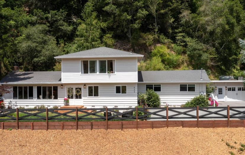 423 Nelson Road - Photo 1 of 8
