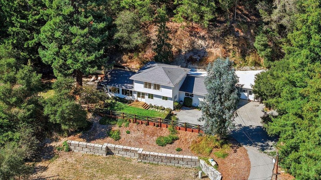 423 Nelson Road - Photo 3