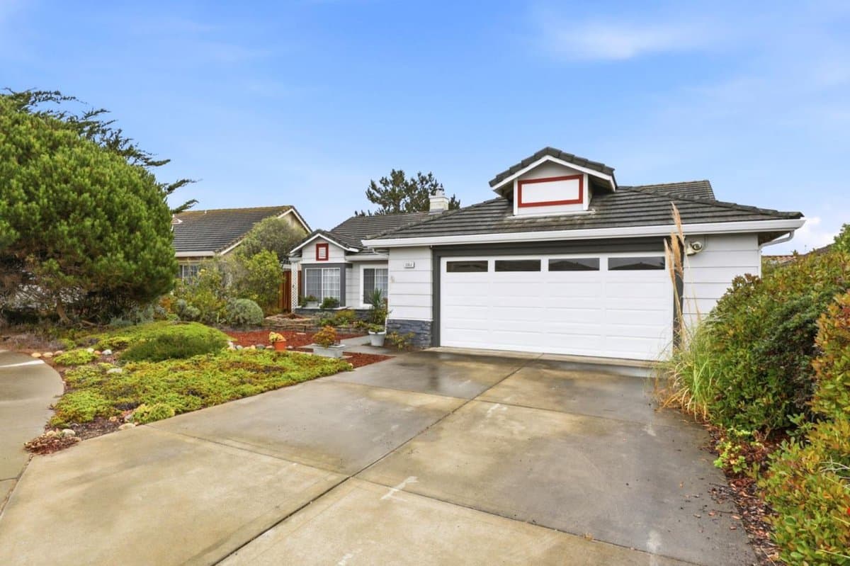 3352 Cardoza Avenue - Photo 3