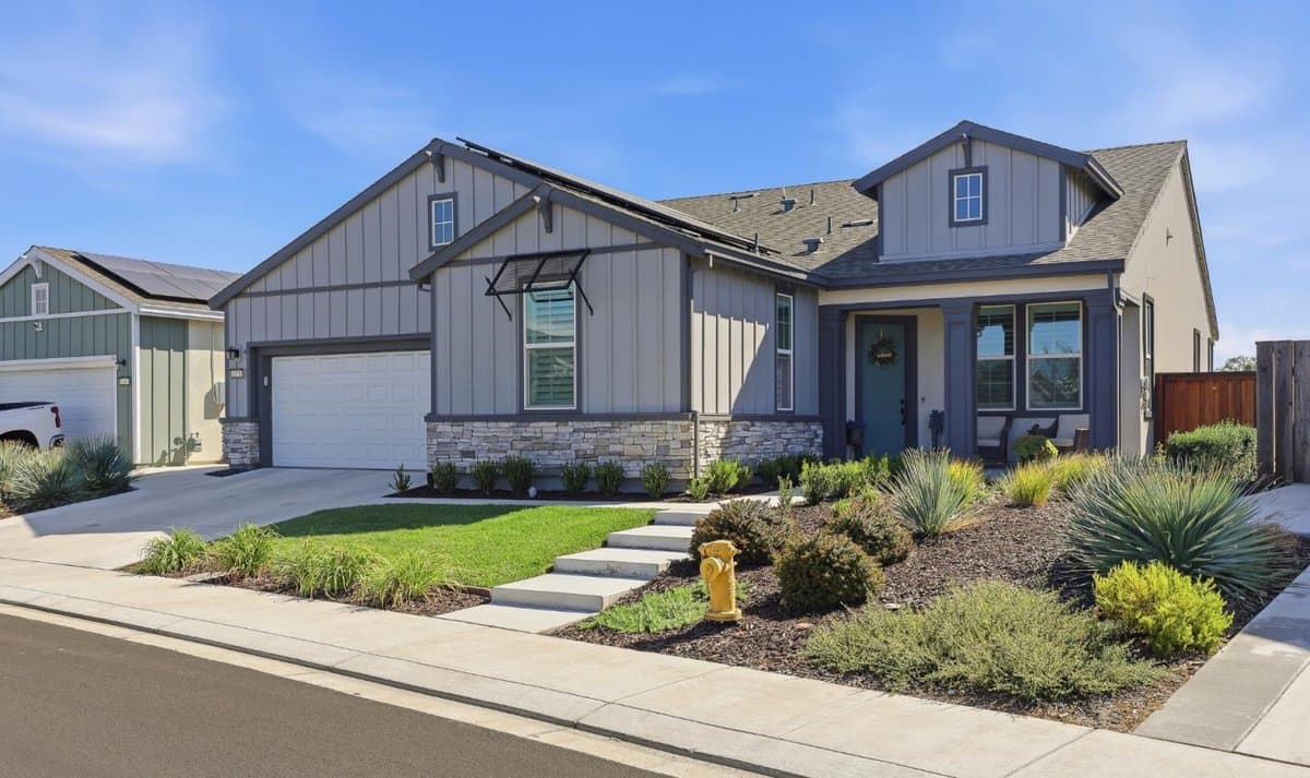 1158 Crescent Avenue - Photo 2