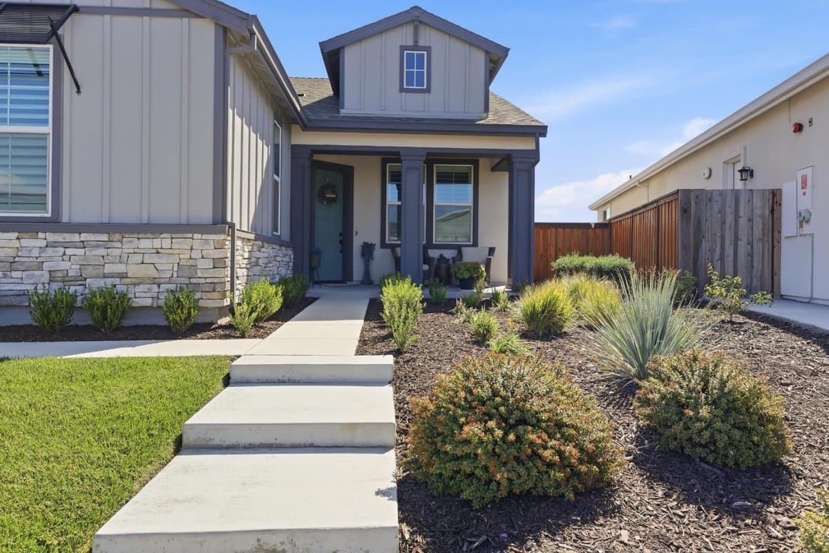 1158 Crescent Avenue - Photo 4