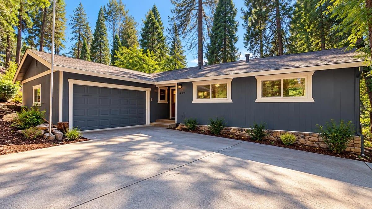 489 Alpine Drive - Photo 2