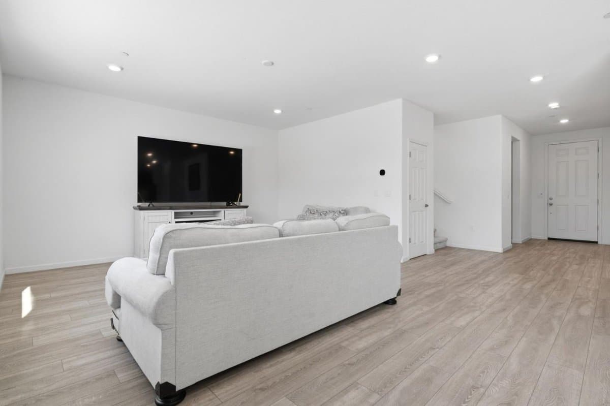 2091 Mint Drive - Photo 5
