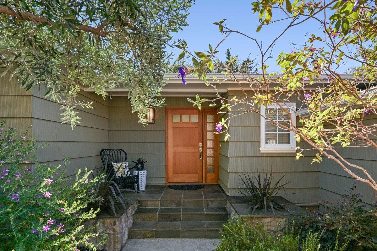 151 Louise Lane - Photo 5