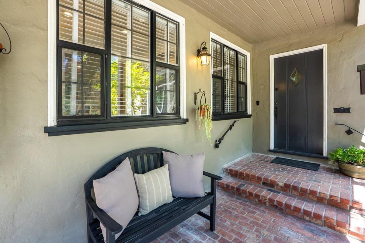 551 Hilmar Street - Photo 3
