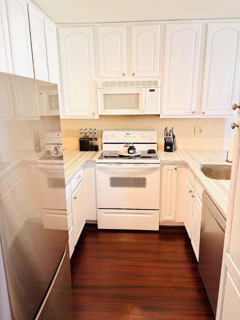614 Devlin Court - Photo 3
