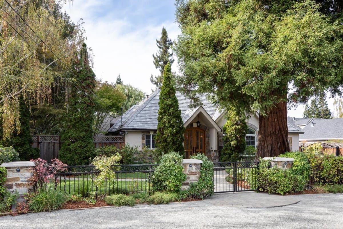 716 Linden Avenue - Photo 2