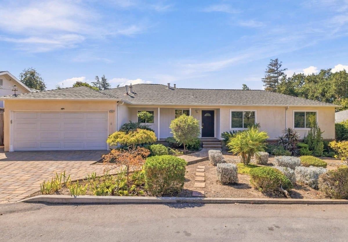 301 Gordon Avenue - Photo 1