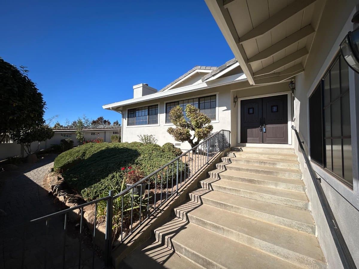24665 Foothill Drive - Photo 3