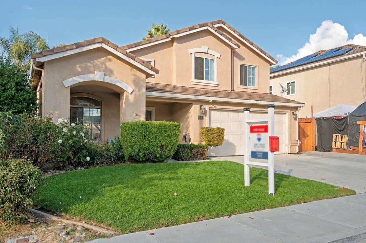 2170 Cypress Street - Photo 3