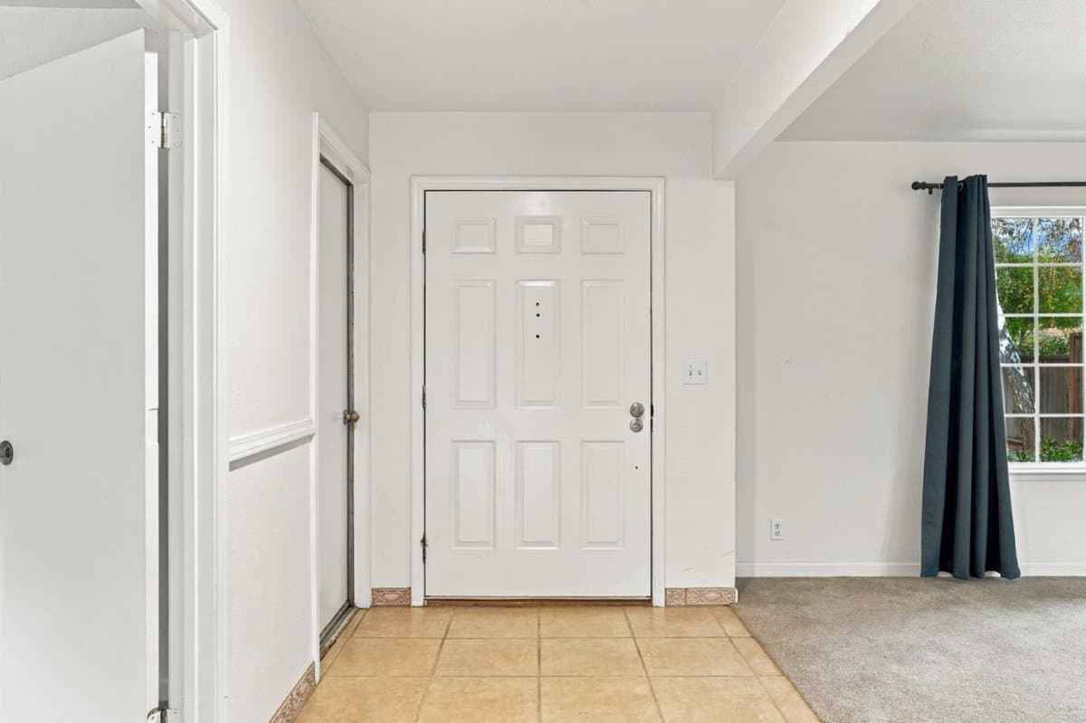 2860 Atlanta Drive - Photo 5