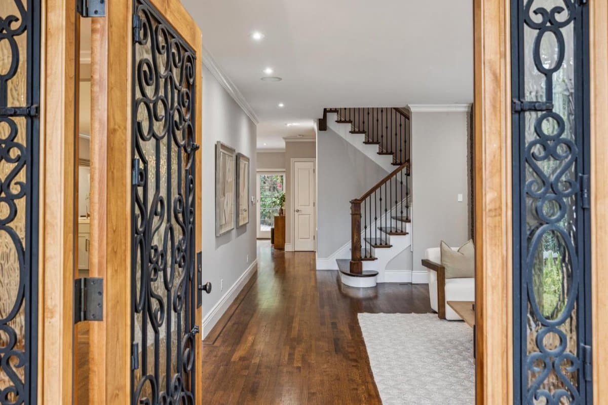 1433 Bernal Avenue - Photo 2
