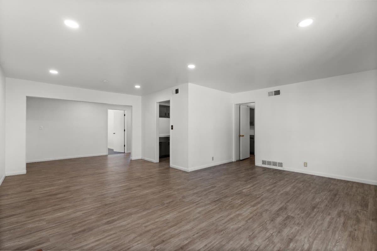 190 West Mckenzie Avenue - Photo 5