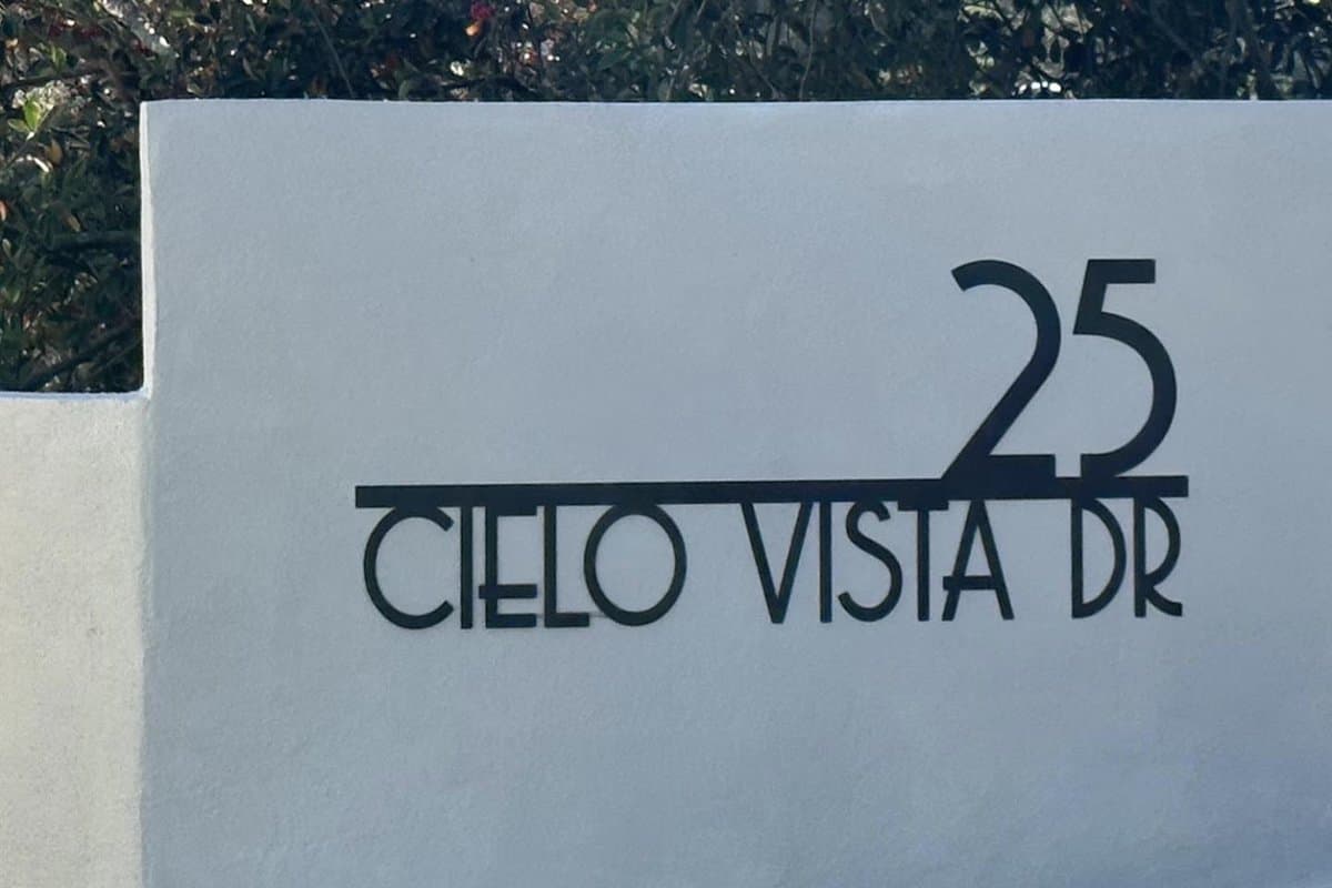 25 Cielo Vista Drive - Photo 2