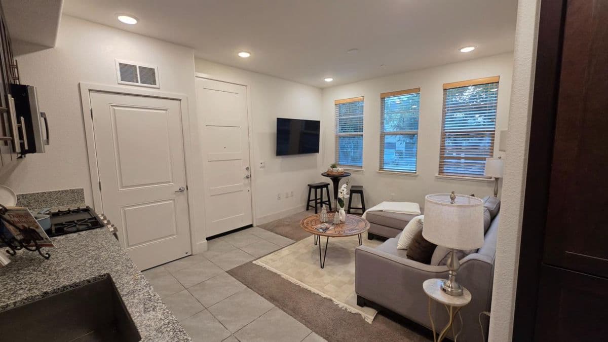386 Rhythm Lane - Photo 5