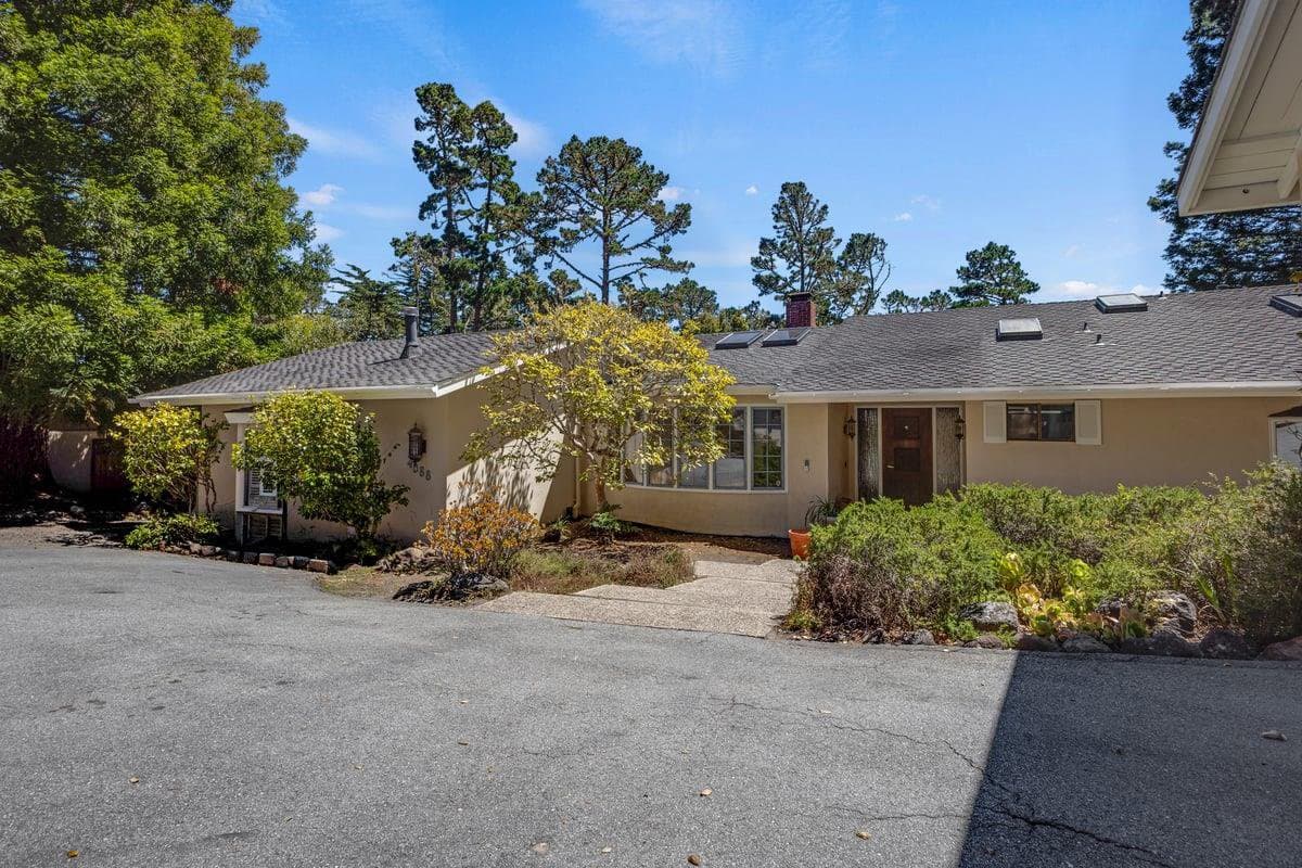 4088 Los Altos Drive - Photo 2