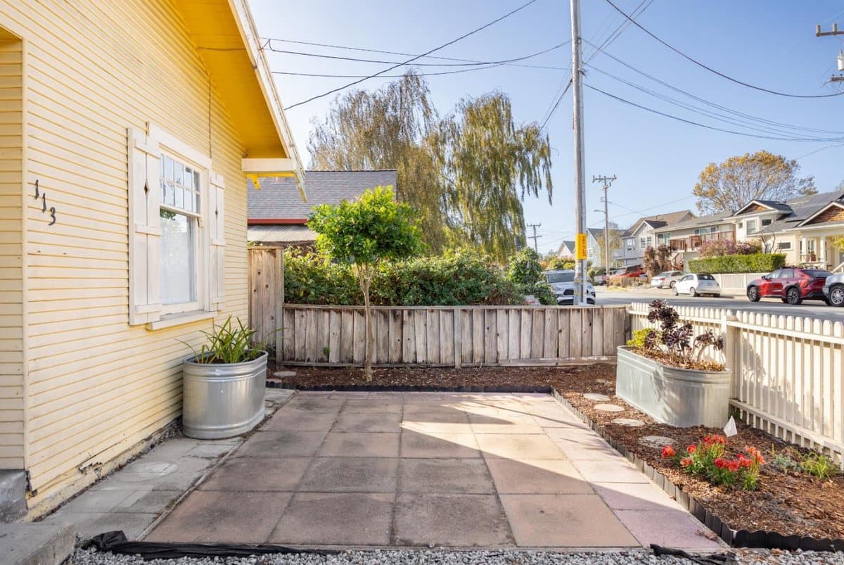 113 Pine Street - Photo 3