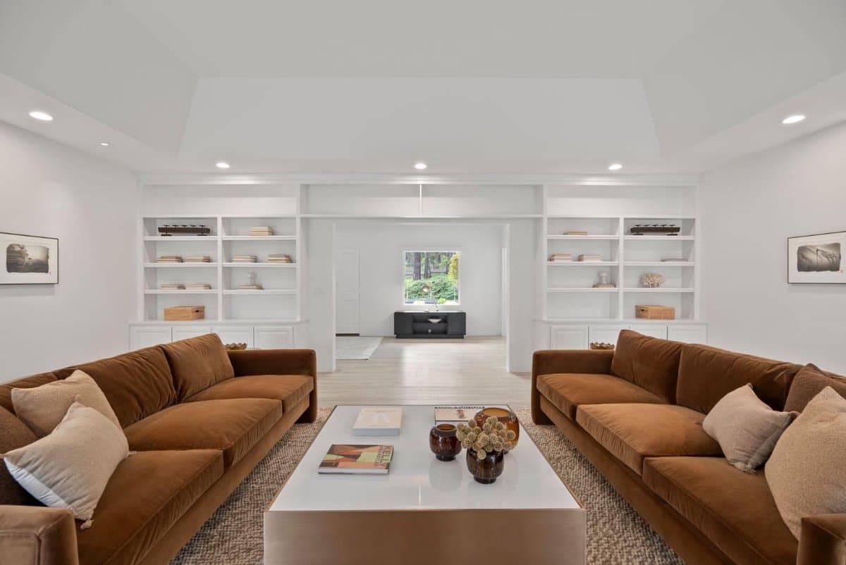 3978 Ronda Road - Photo 2