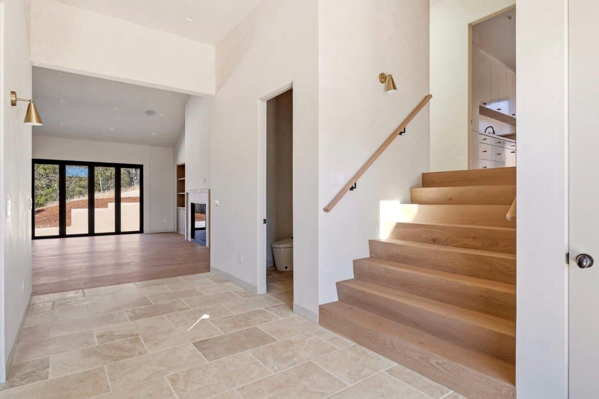 21600 Walton Avenue - Photo 3