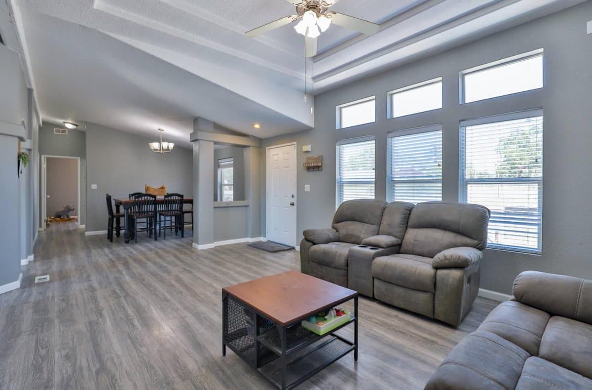 7242 Da Lee Road - Photo 3
