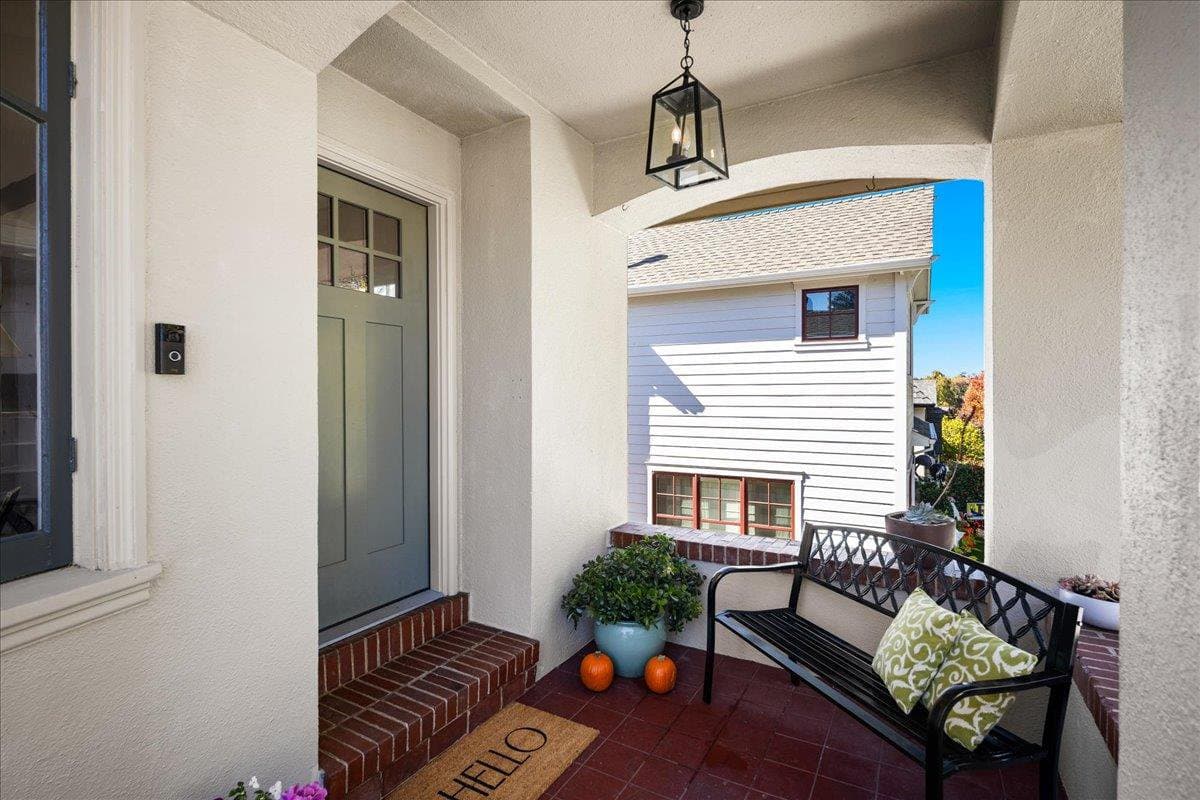 1321 Cabrillo Avenue - Photo 5