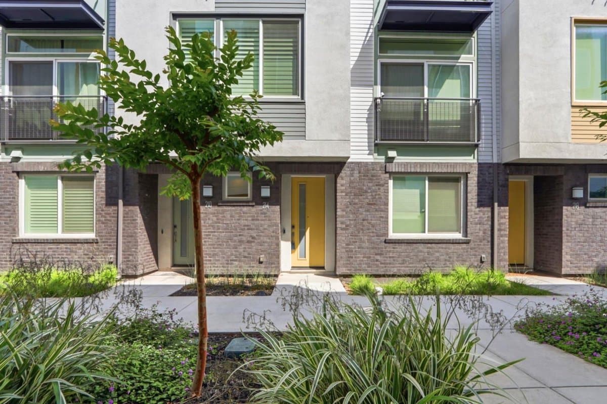 214 Proximity Way - Photo 1