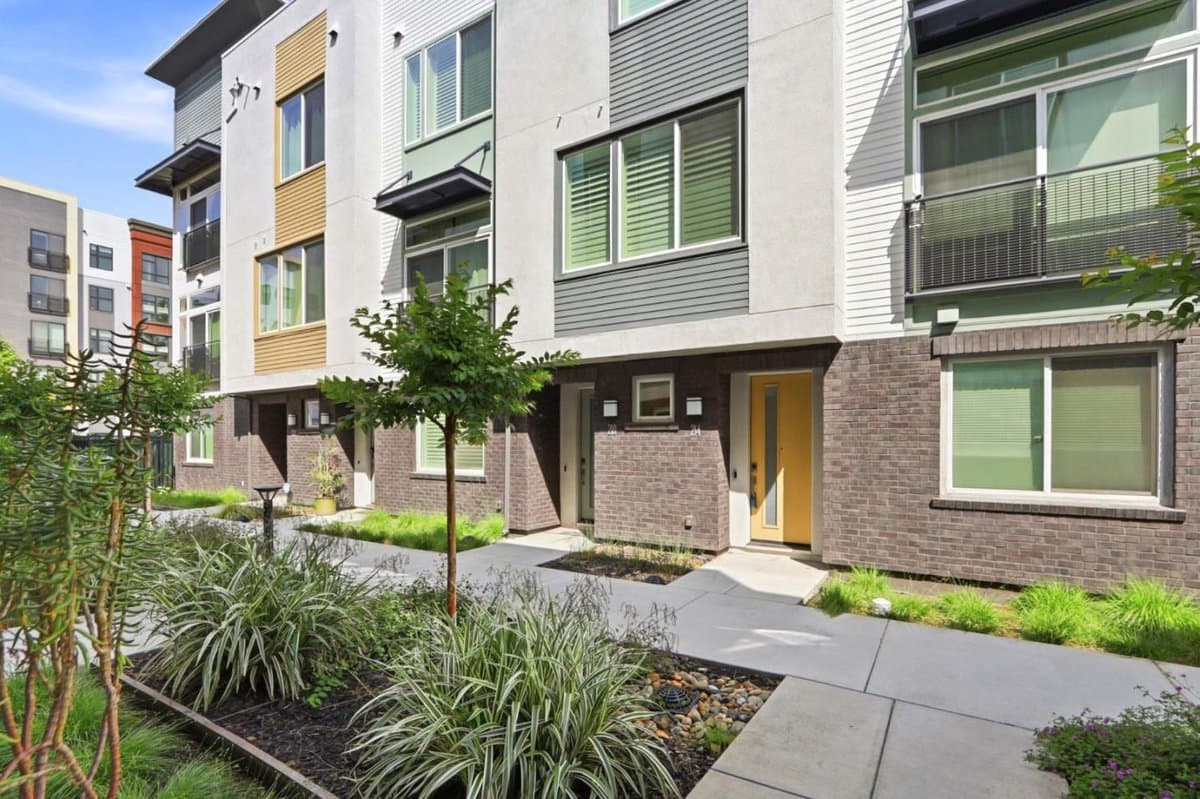 214 Proximity Way - Photo 3