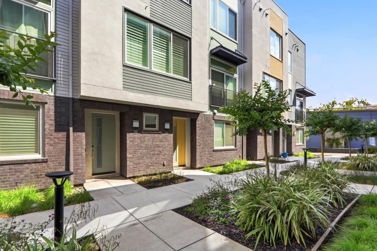 214 Proximity Way - Photo 4