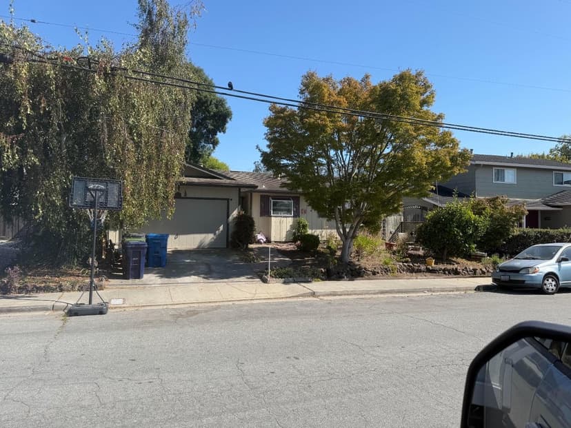 833 Sir Francis Avenue - Photo 1 of 1