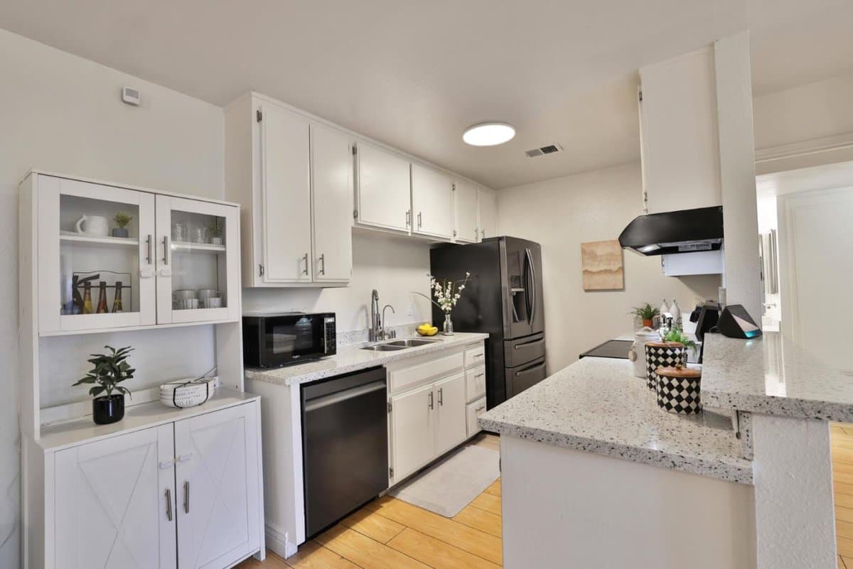 247 North Capitol Avenue #161 - Photo 3