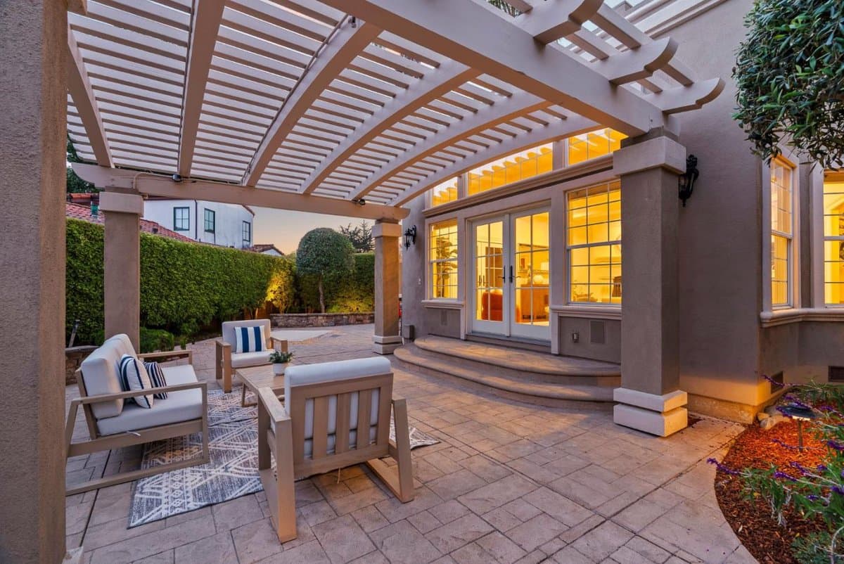 400 Seaview Drive - Photo 4