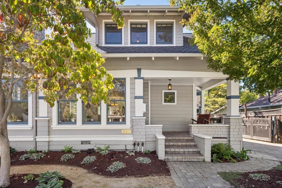 142 Johnson Avenue - Photo 1