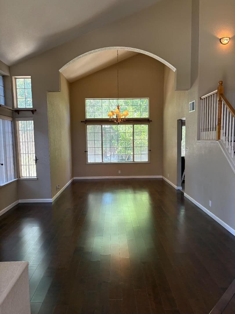 3905 Wilkesboro Avenue - Photo 2