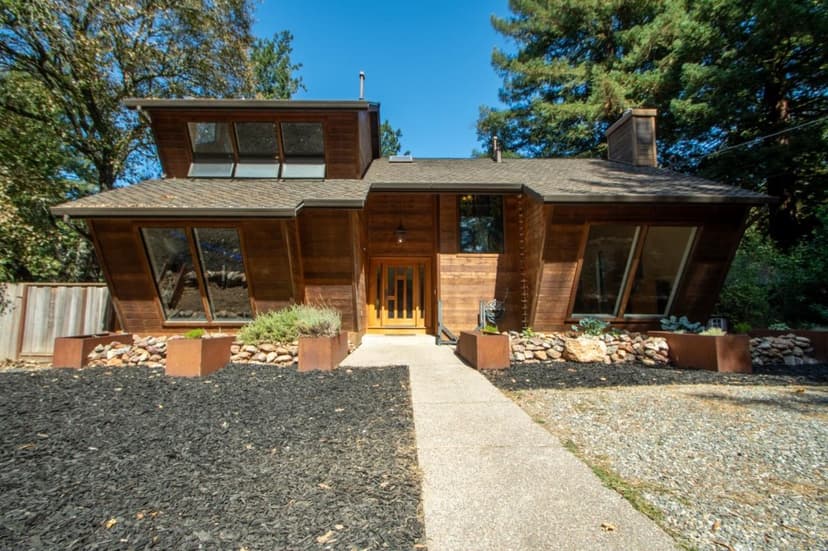 17368 Melody Lane - Photo 1 of 8