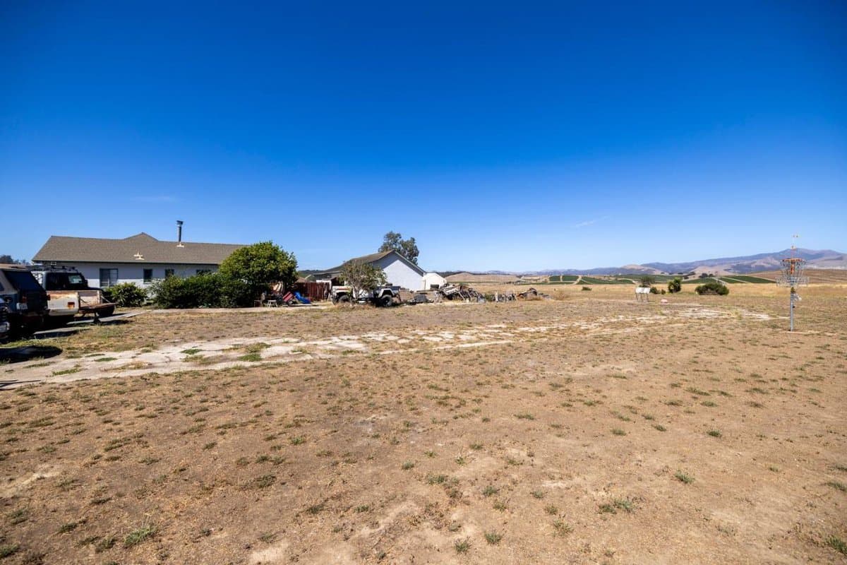 350 Harrison Road - Photo 2