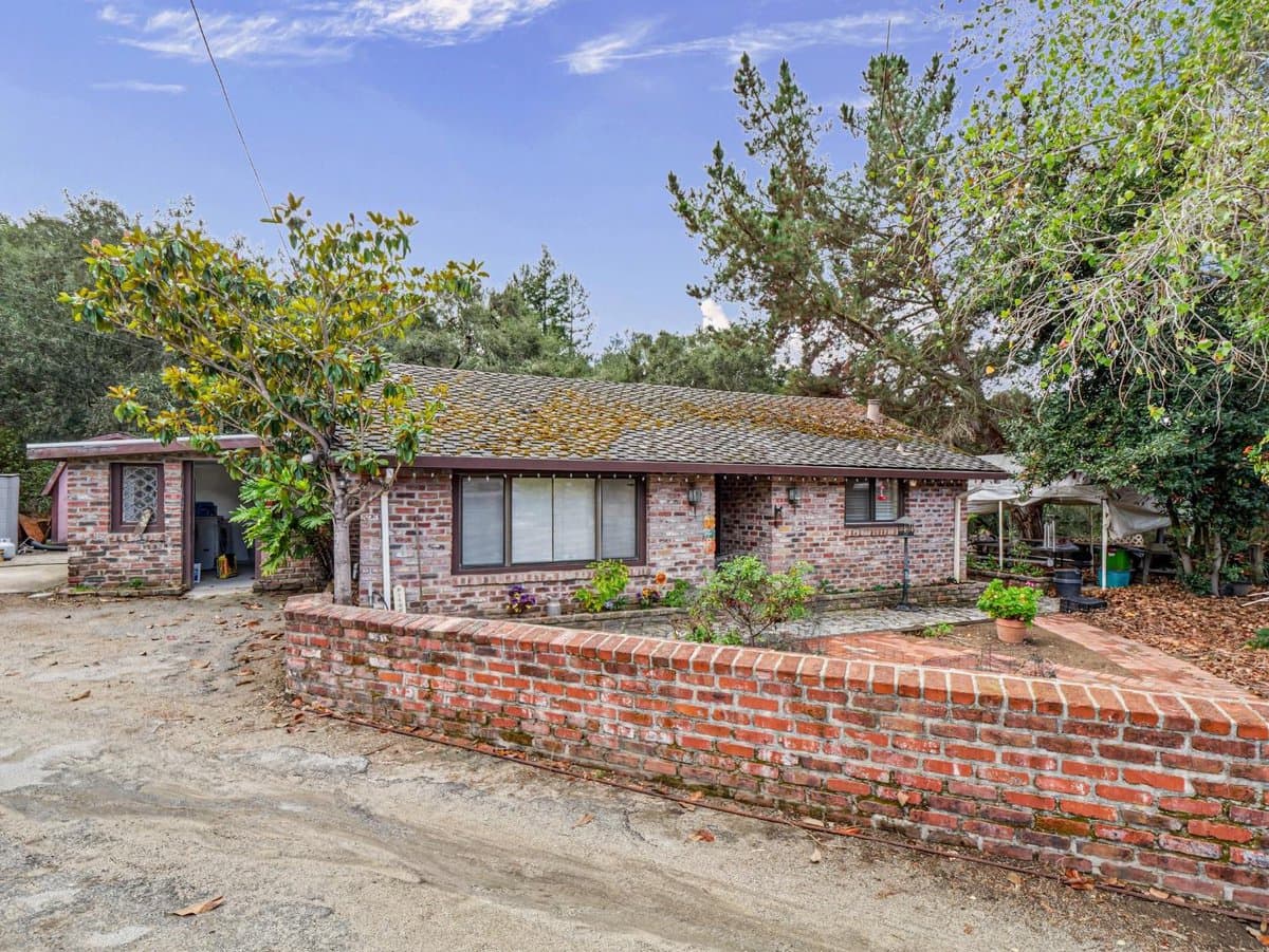 140 Allan Lane - Photo 5