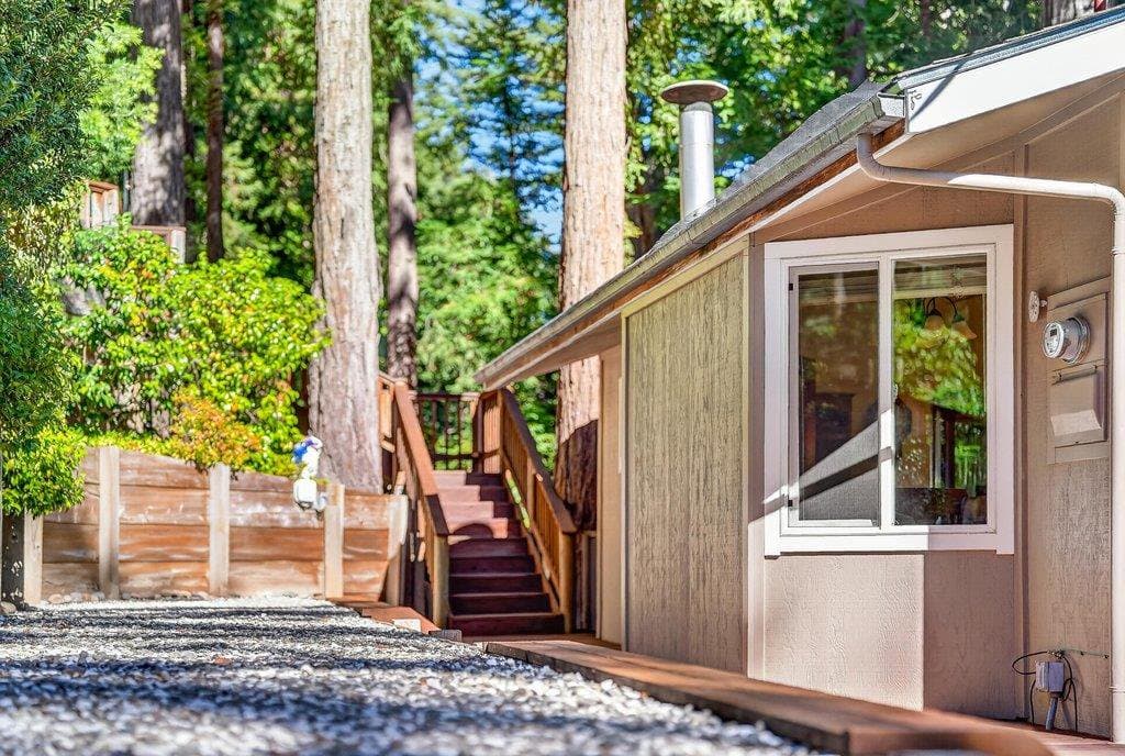 10636 Redwood Drive - Photo 5