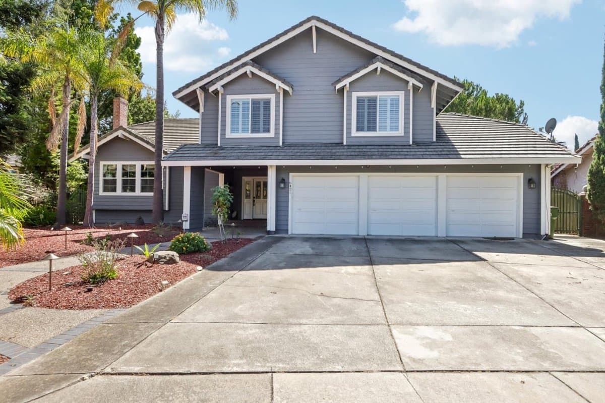 6421 Rolling Meadow Court - Photo 1