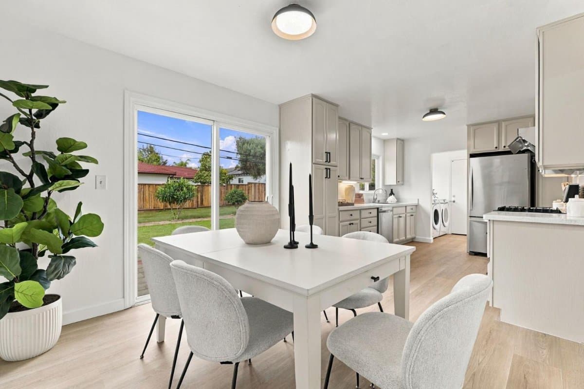 3285 Ruskin Drive - Photo 2