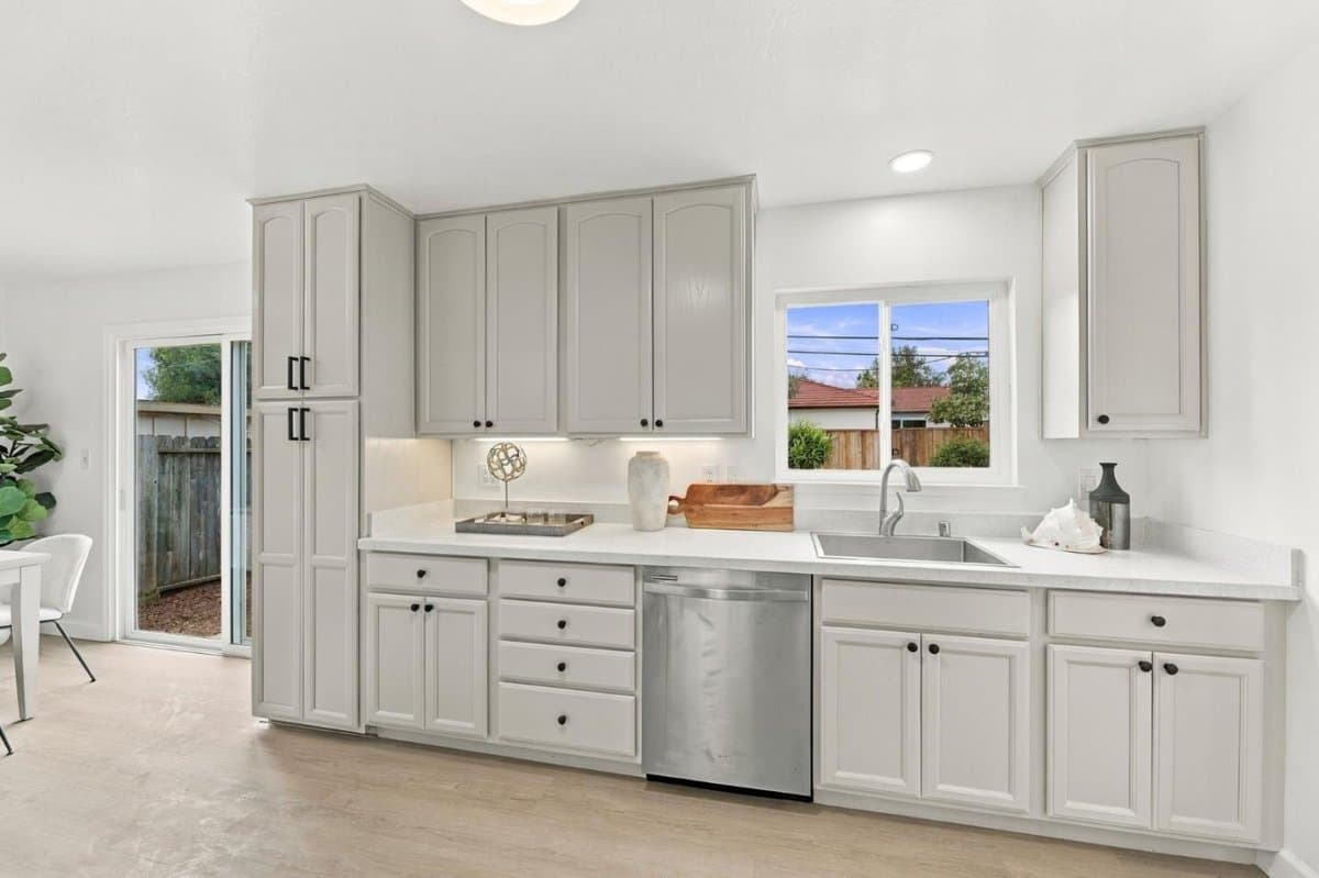 3285 Ruskin Drive - Photo 3