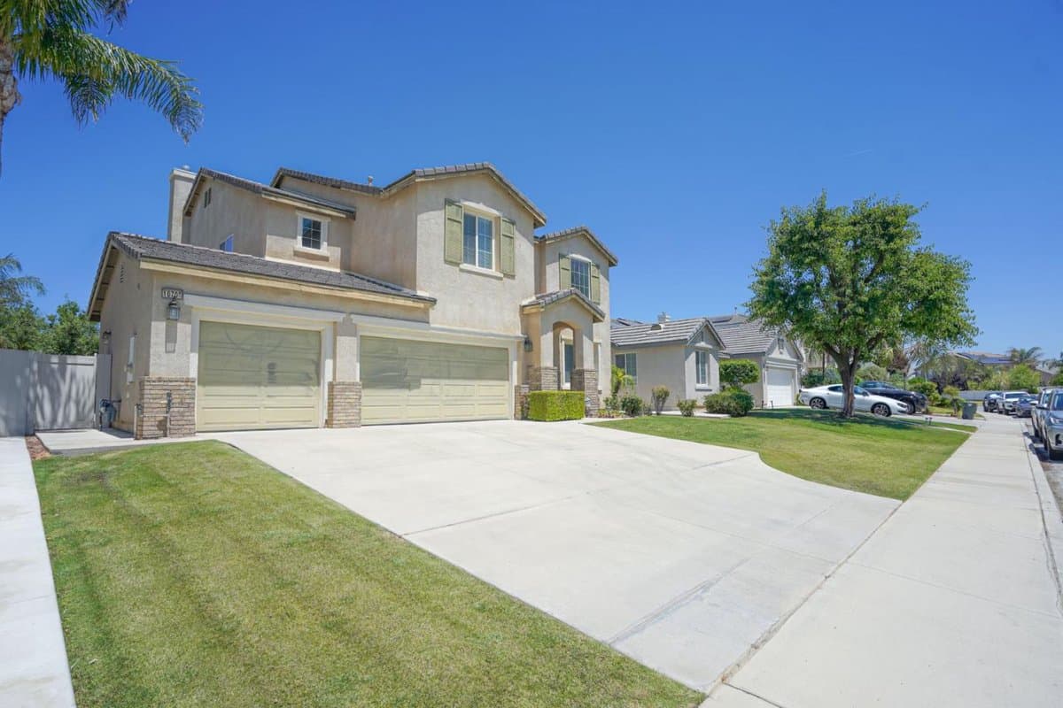 10708 DESERT VIEW Place - Photo 2