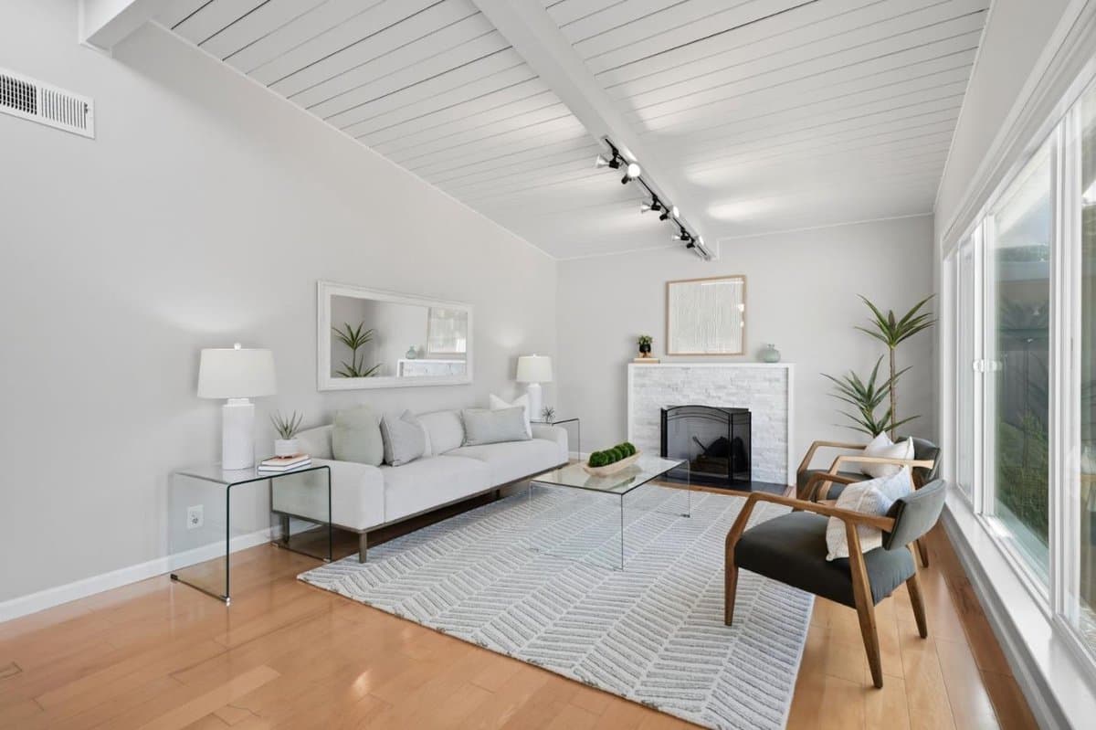 2464 Betlo Avenue - Photo 2