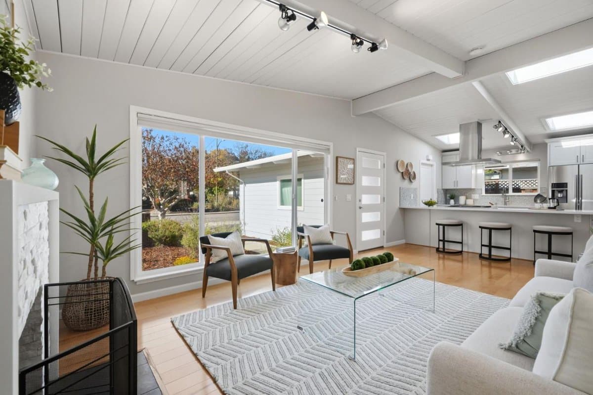 2464 Betlo Avenue - Photo 4