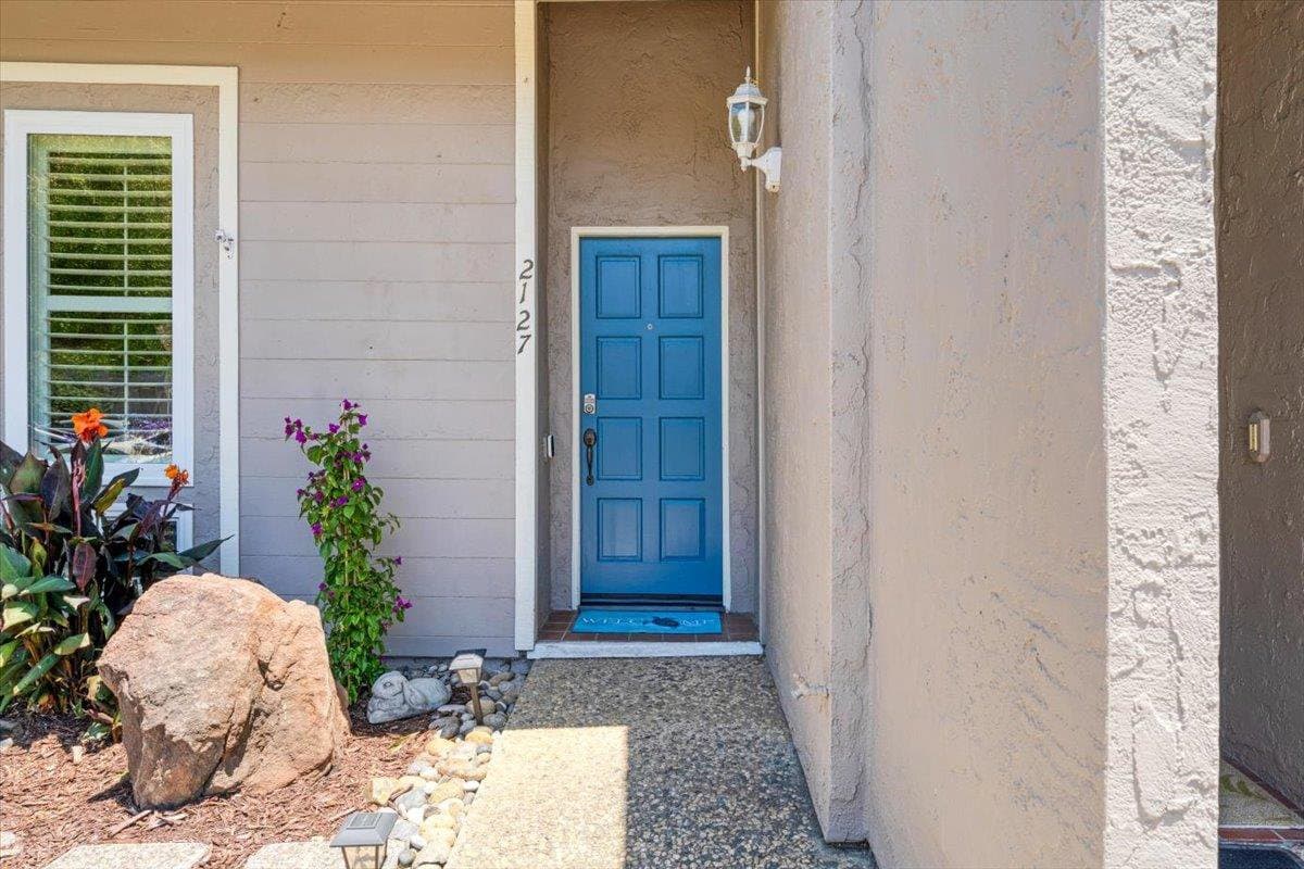 2127 Penasquitas Drive - Photo 3