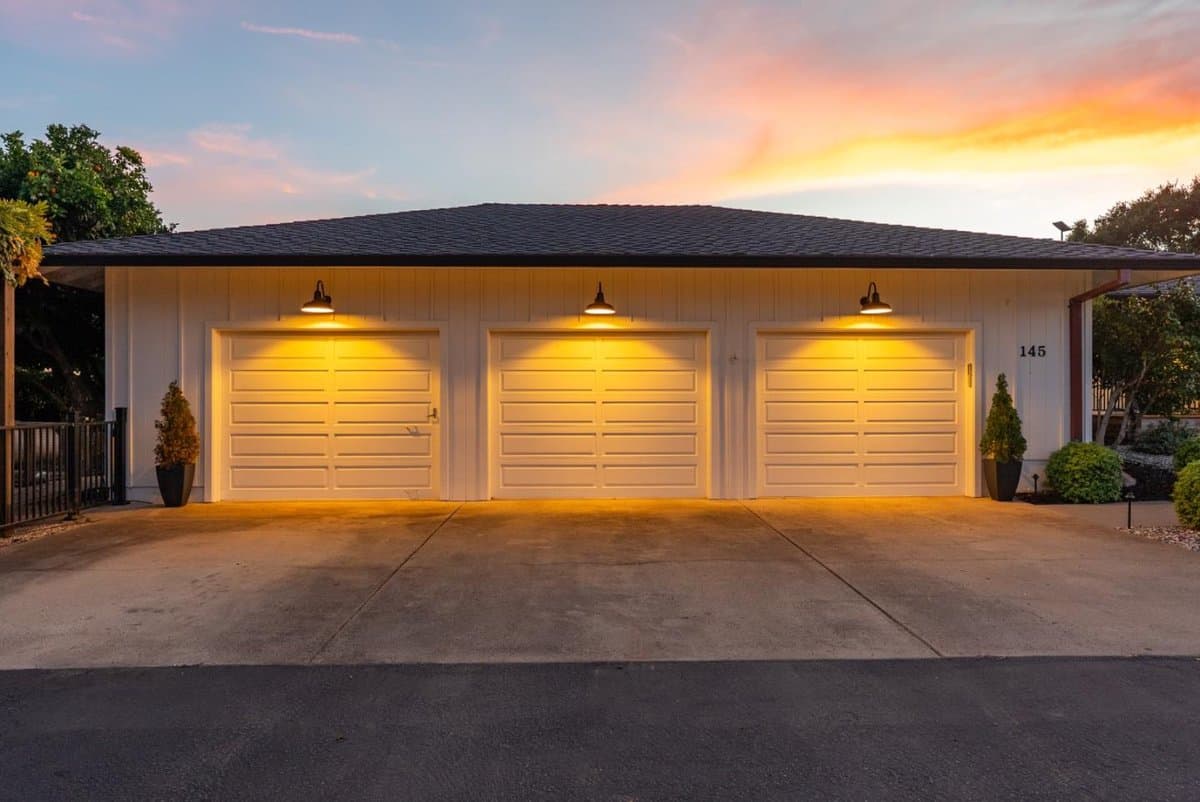 145 Coy Drive - Photo 4
