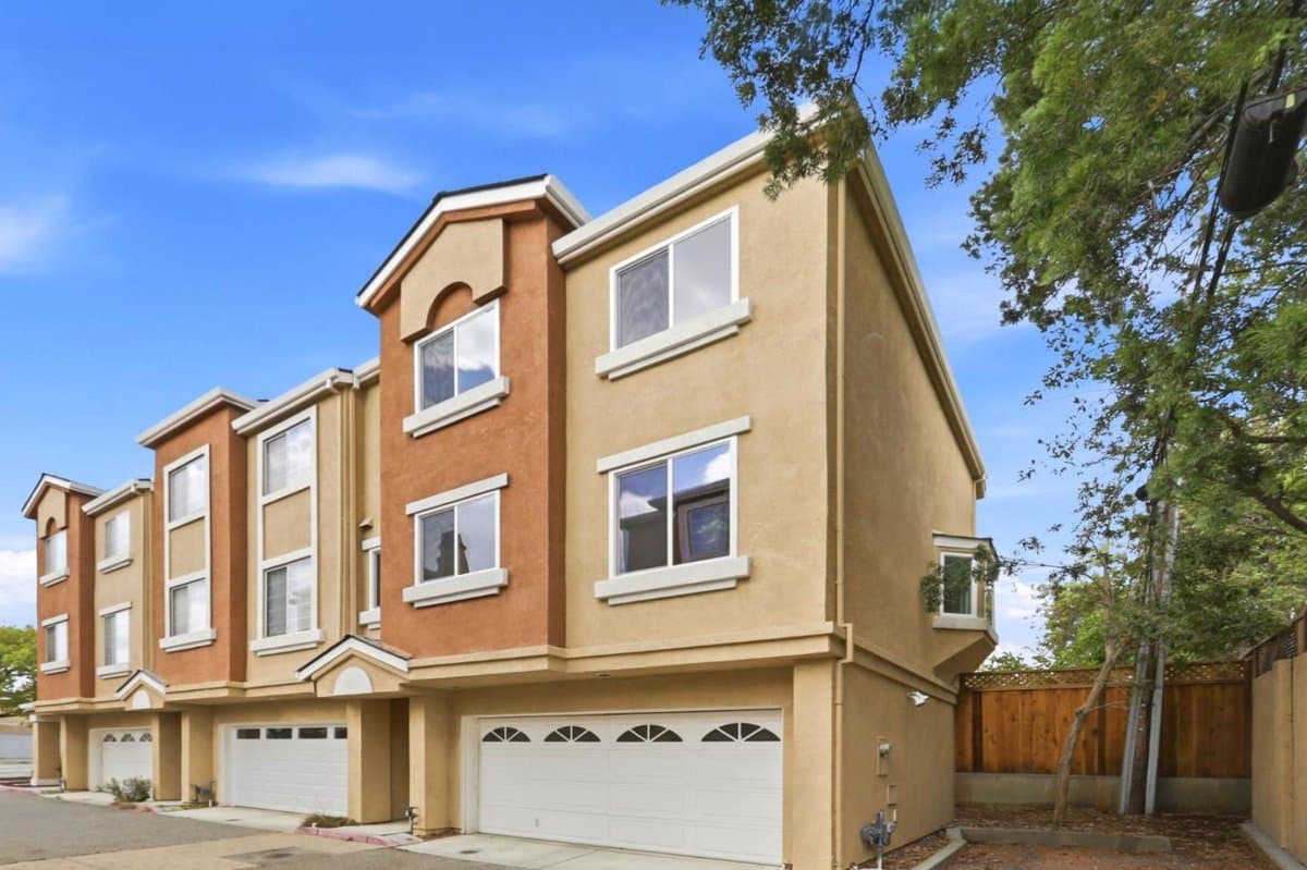 7371 Rainbow Drive - Photo 2