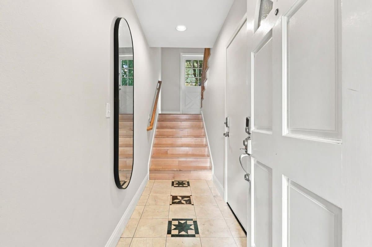 7371 Rainbow Drive - Photo 4