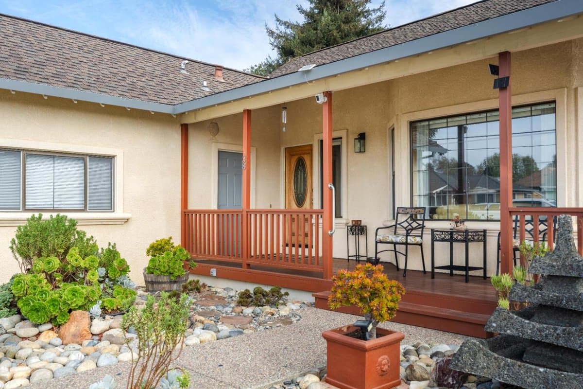 38 Susan Street - Photo 5
